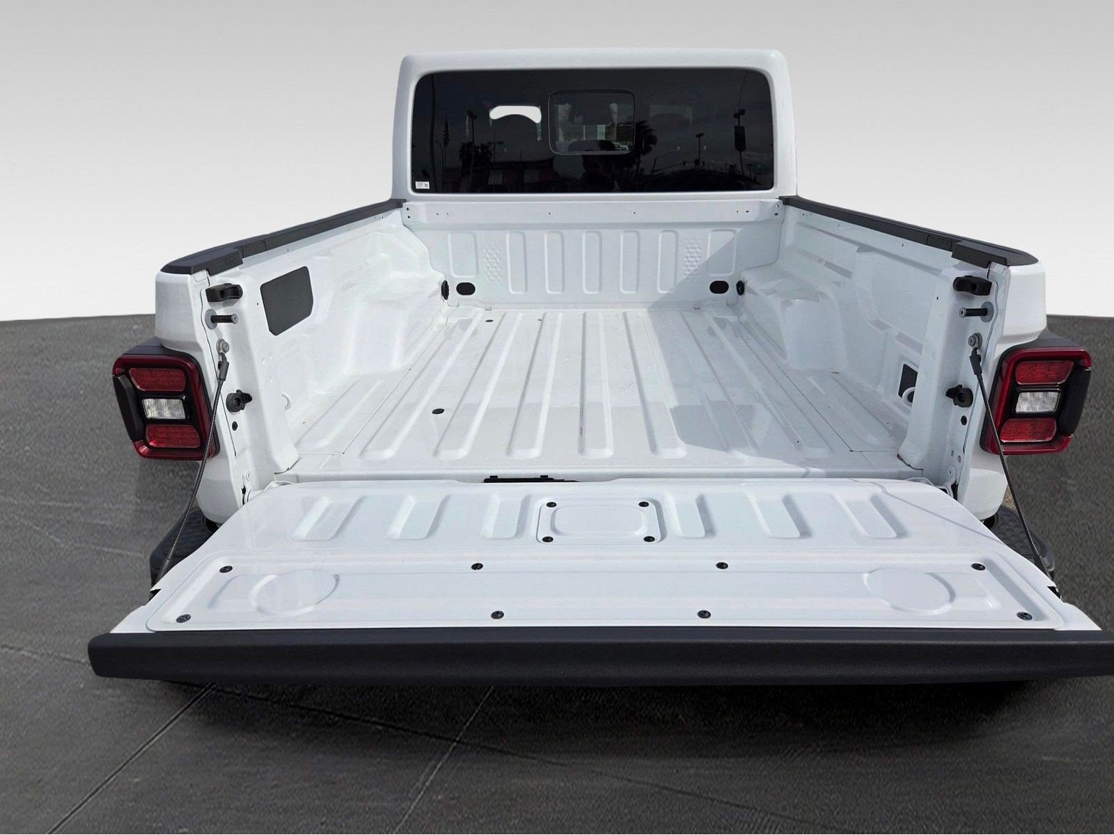 New 2026 Jeep Gladiator Mojave AWD/4WD image 7