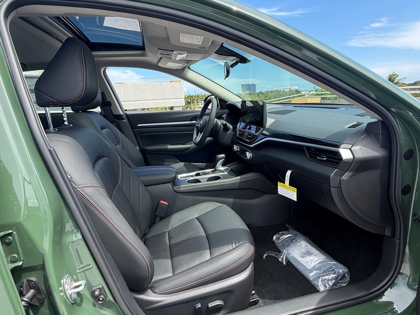 New 2026 Nissan Altima 2.5 SR FWD image 15