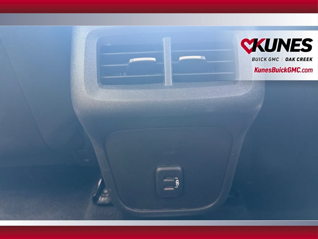 Used 2024 Chevrolet Equinox LT AWD/4WD image 36