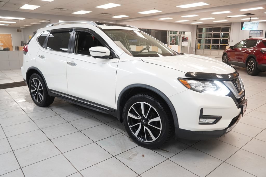 Used 2018 Nissan Rogue SL w/ Premium Package AWD/4WD image 15