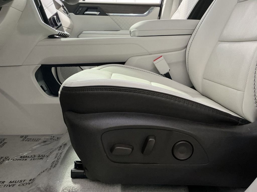 Used 2024 GMC Acadia Denali FWD image 15