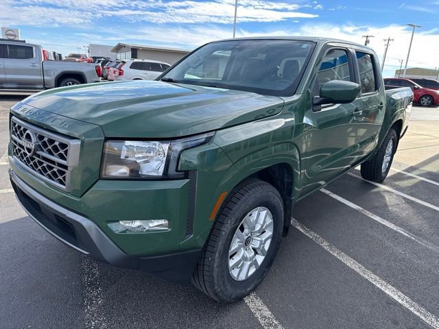 Used 2022 Nissan Frontier SV image 4