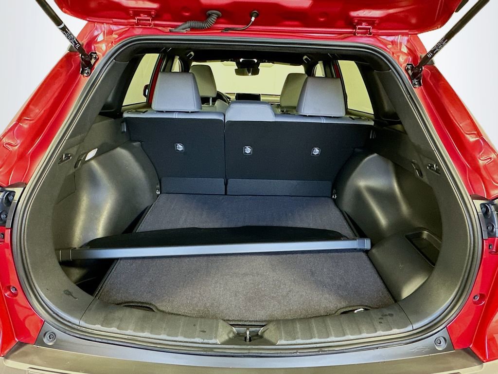 Used 2024 Toyota Corolla Cross SE image 26