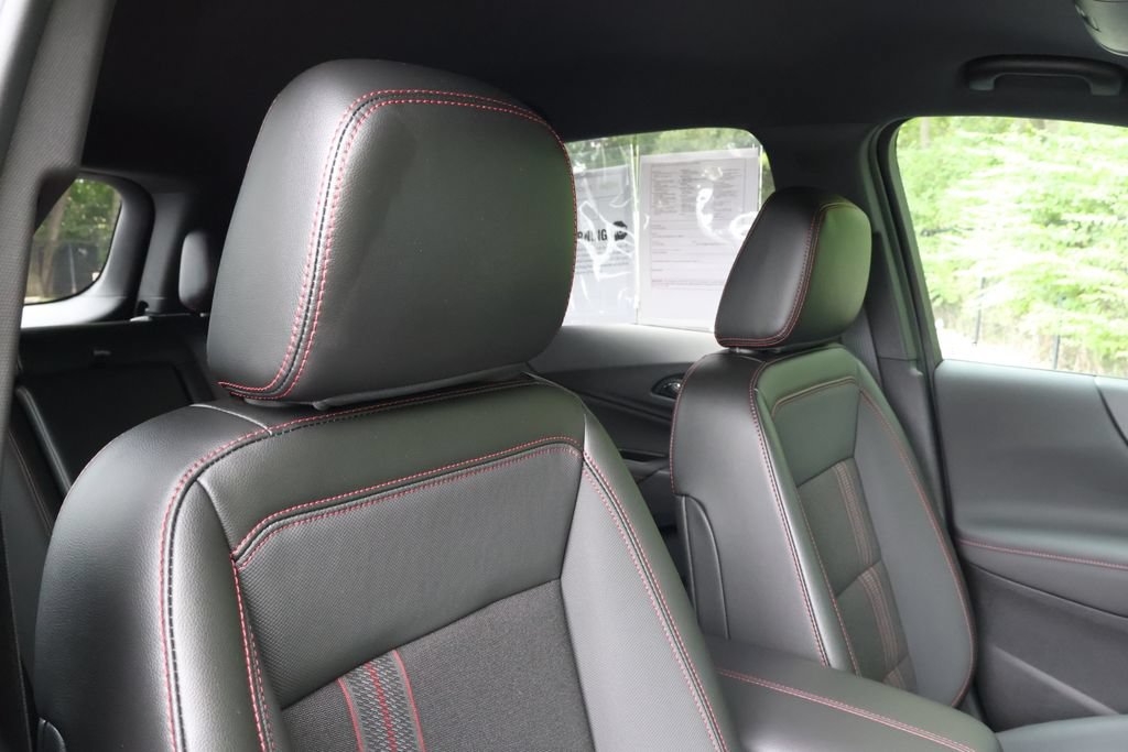 Used 2024 Chevrolet Equinox RS FWD image 42