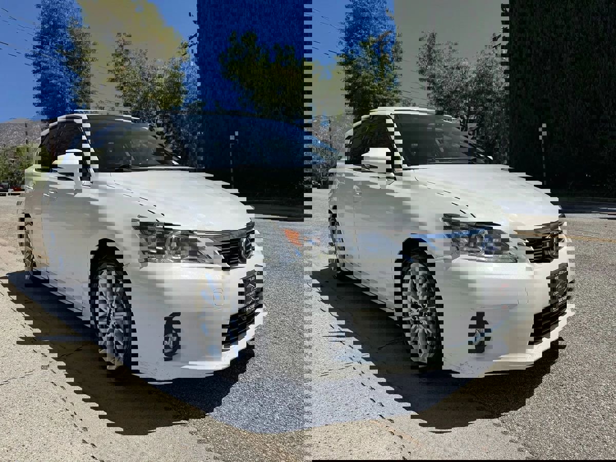 Used 2011 Lexus CT 200h Premium