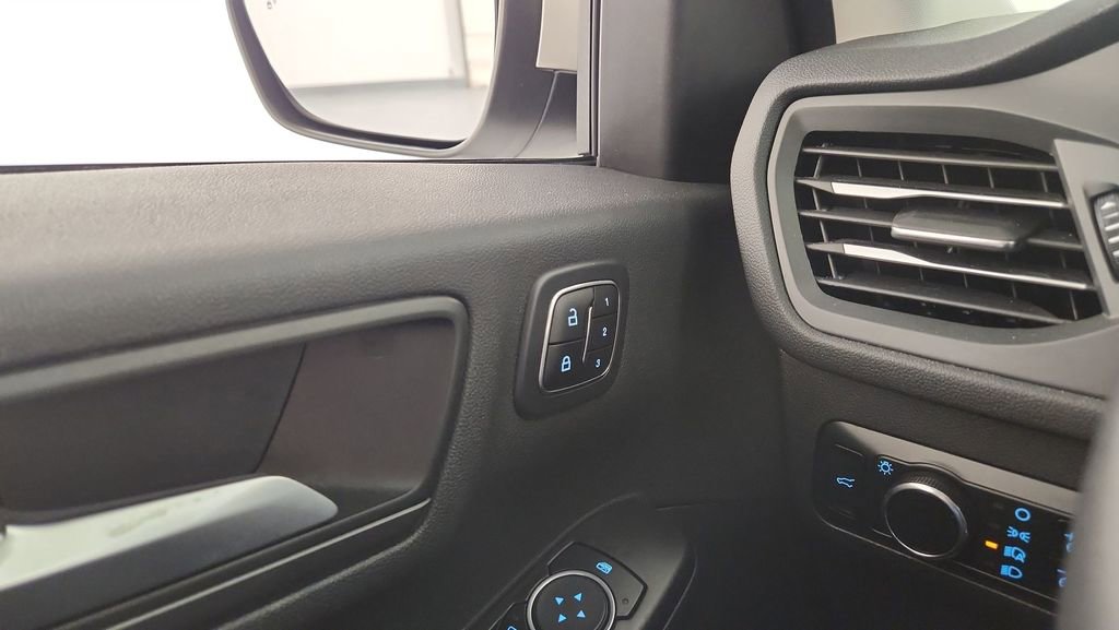 Used 2023 Ford Escape Active w/ Tech Pack #2 image 22