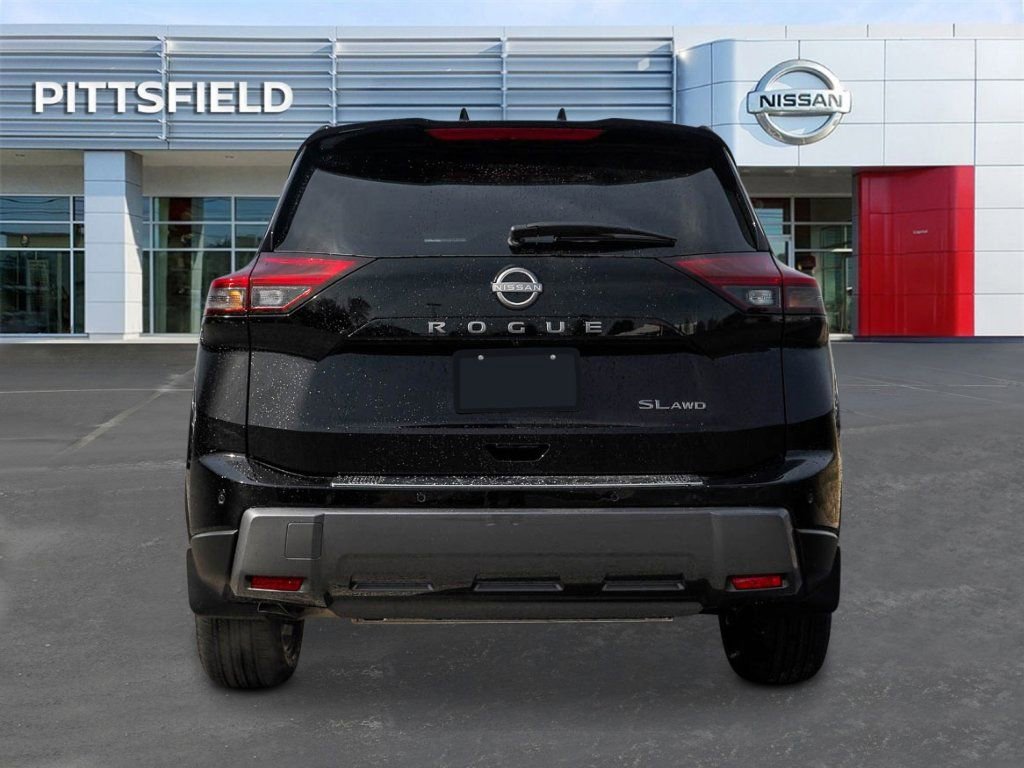 New 2025 Nissan Rogue SL w/ Tech Package image 4
