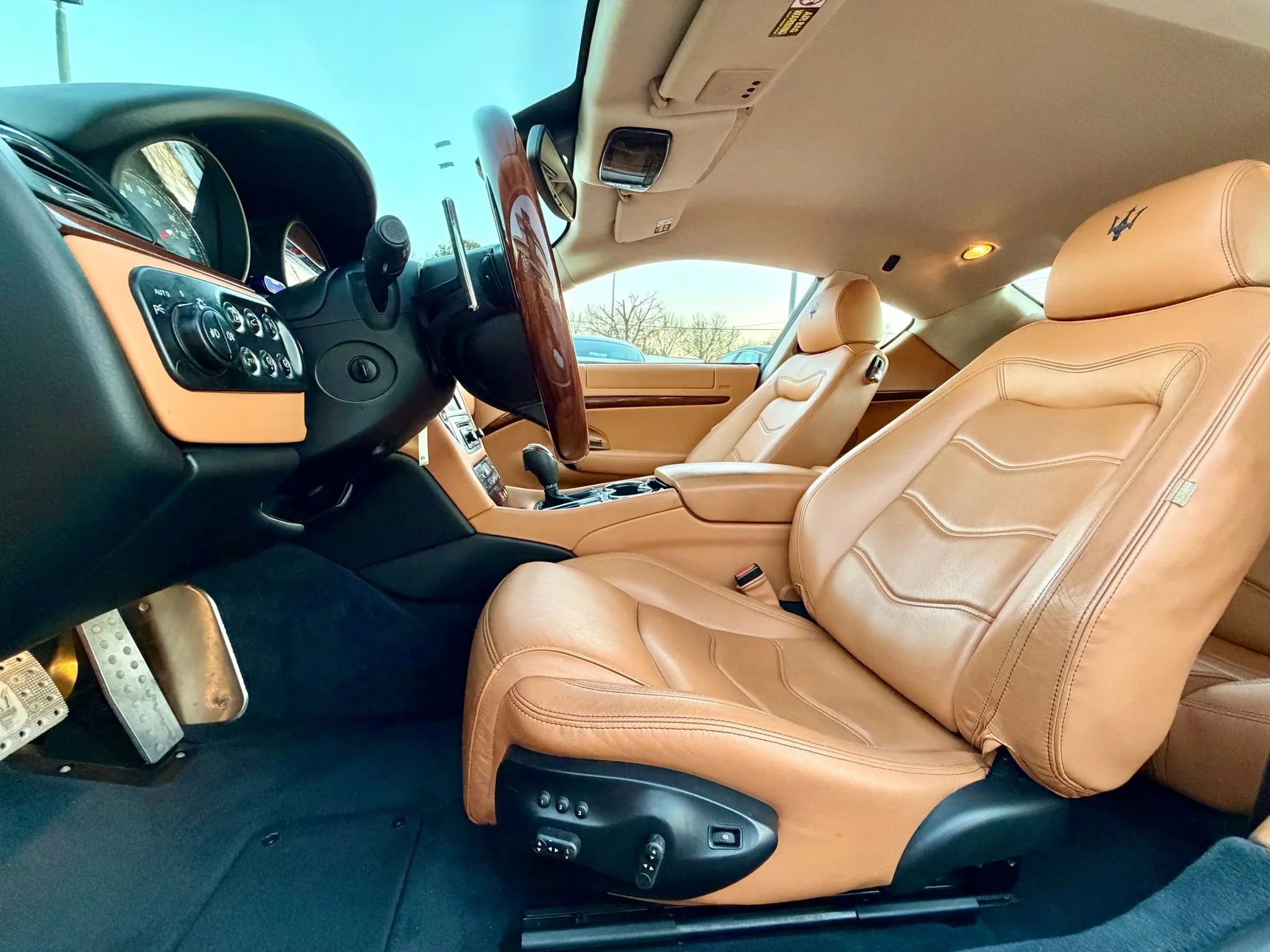 Used 2012 Maserati GranTurismo S image 22