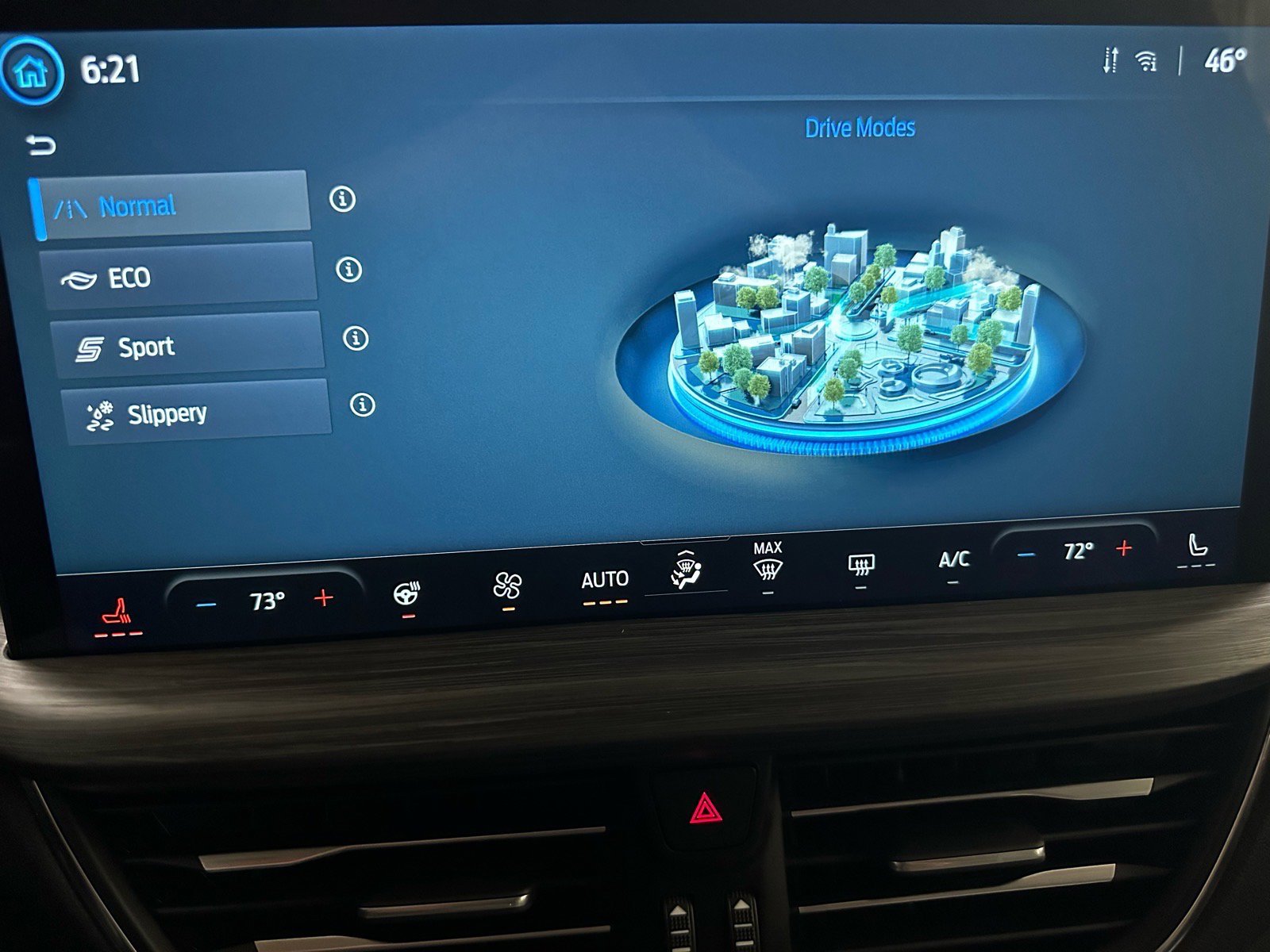 Certified 2025 Ford Escape Platinum w/ Premium Technology Package image 48