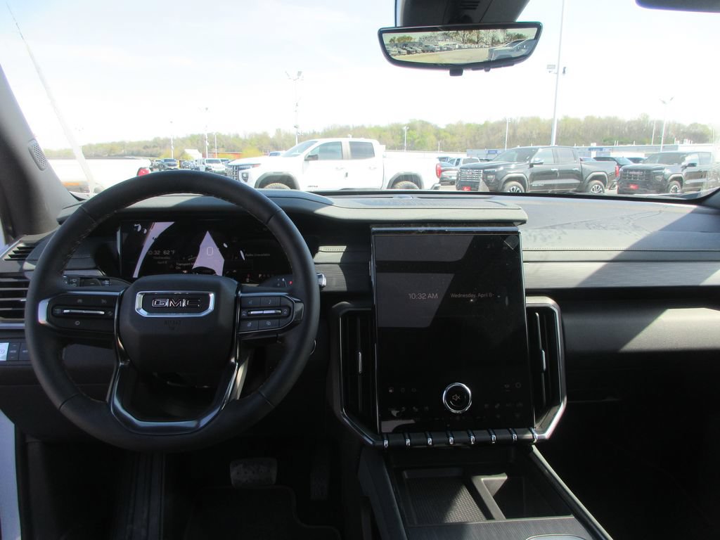 New 2026 GMC Acadia AT4 w/ Luxury Package AWD/4WD image 17