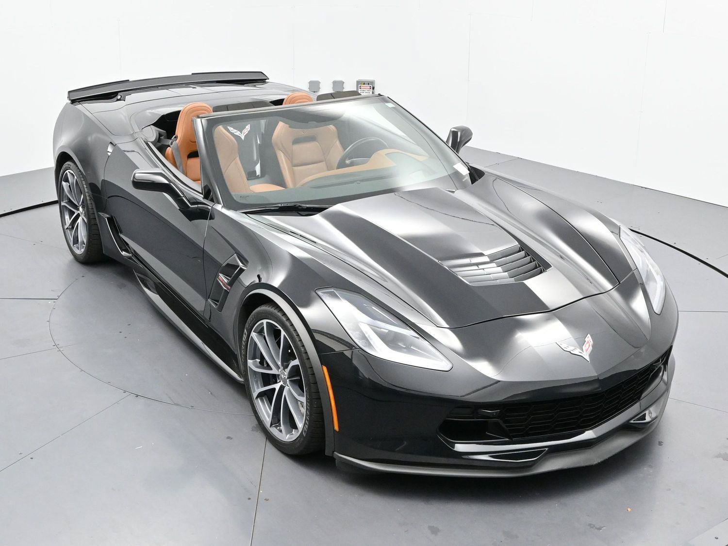 Used 2019 Chevrolet Corvette Grand Sport RWD image 37
