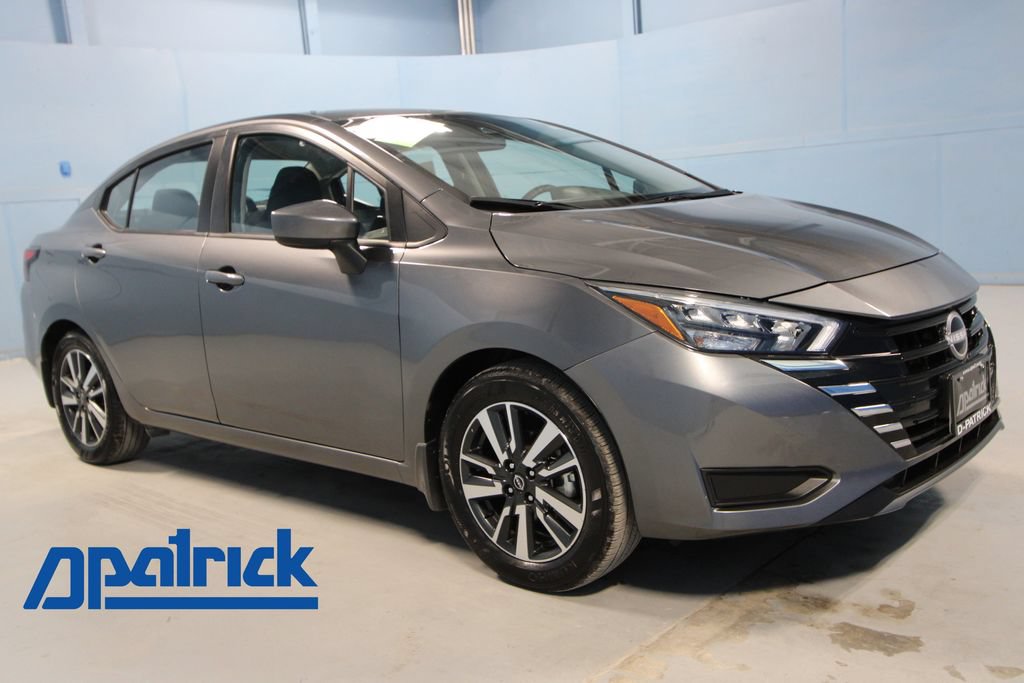 Used 2025 Nissan Versa SV w/ Trunk Package