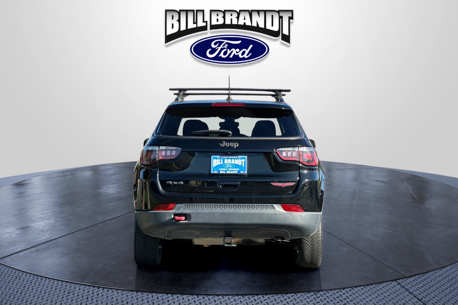Used 2018 Jeep Compass Trailhawk w/ Navigation Group AWD/4WD image 4