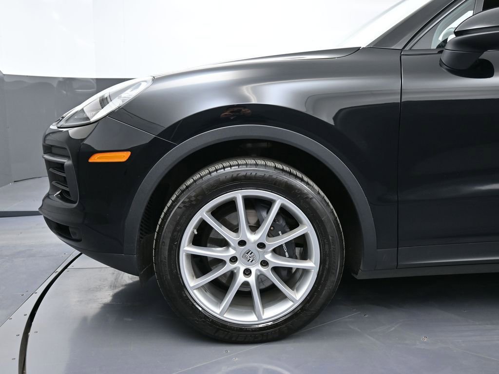 Certified 2020 Porsche Cayenne AWD/4WD image 12