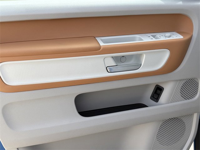 New 2025 Volkswagen ID. Buzz 1st Edition image 10