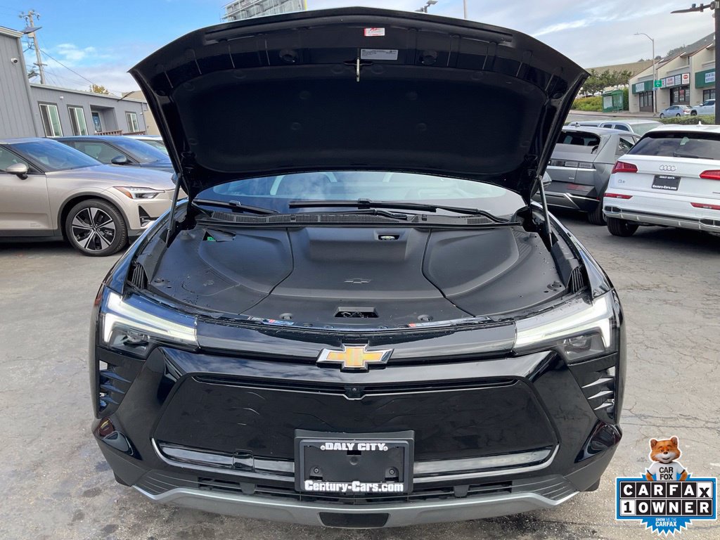 Used 2024 Chevrolet Blazer EV LT AWD/4WD image 14