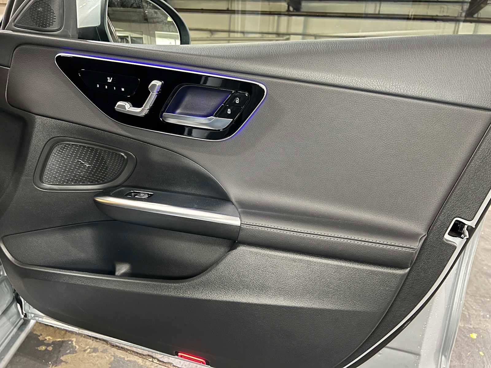 Used 2025 Mercedes-Benz C 300 4MATIC Sedan image 11