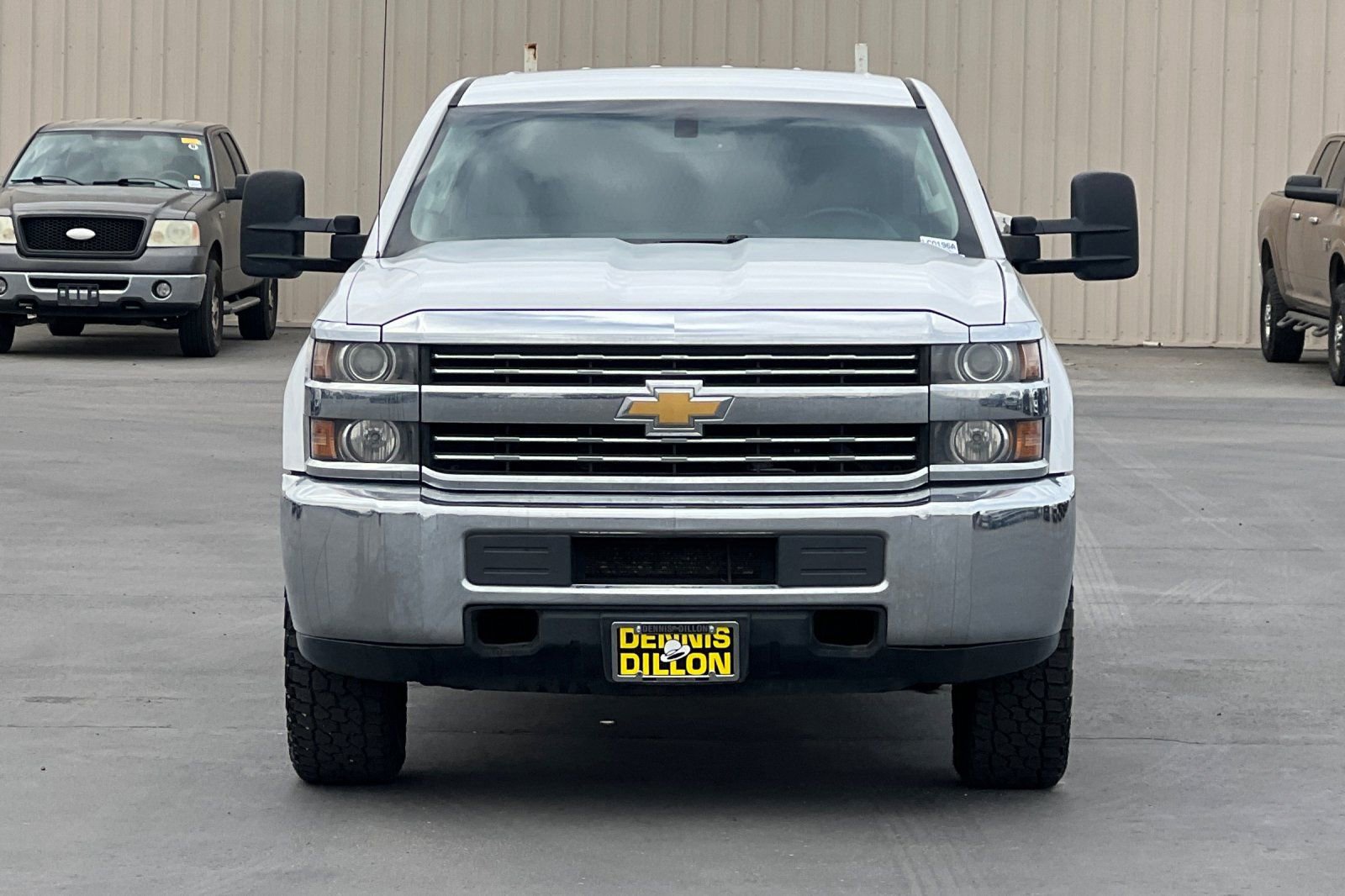 Used 2015 Chevrolet Silverado 3500 W/T AWD/4WD image 9