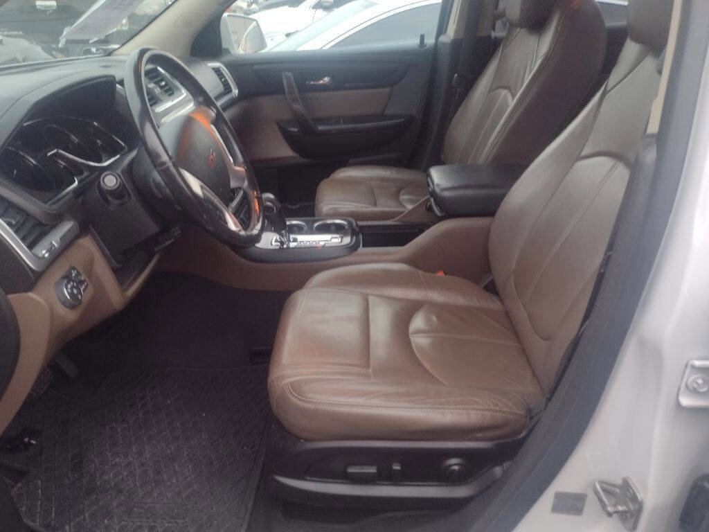 Used 2017 GMC Acadia Limited SLT image 9