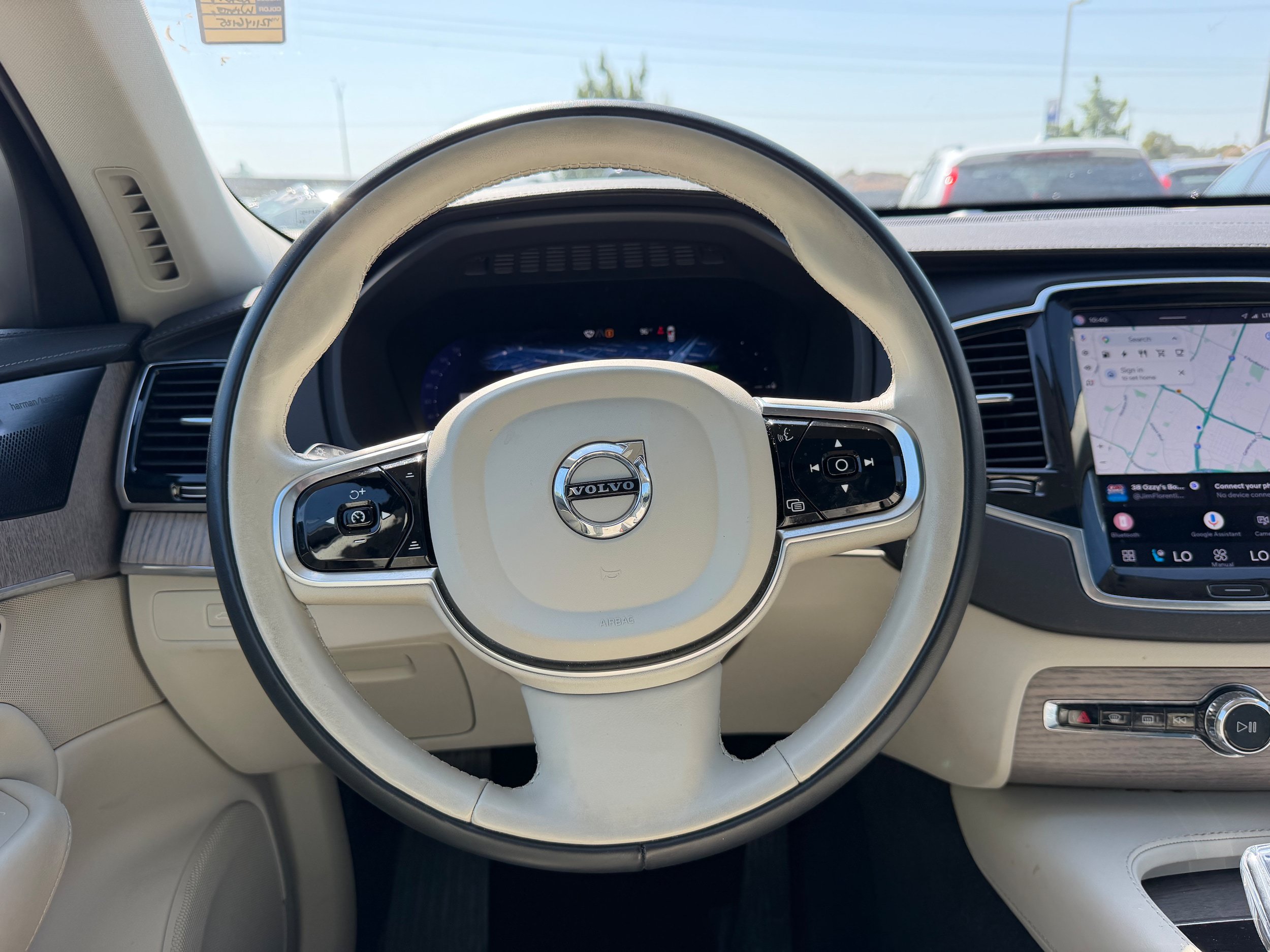 Certified 2024 Volvo XC90 T8 Ultimate w/ Protection Package Premier AWD/4WD image 17