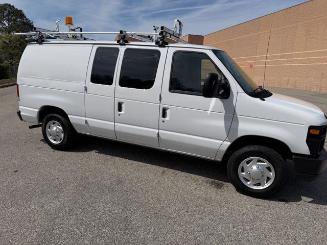 Used 2013 Ford E-150 and Econoline 150 RWD image 32