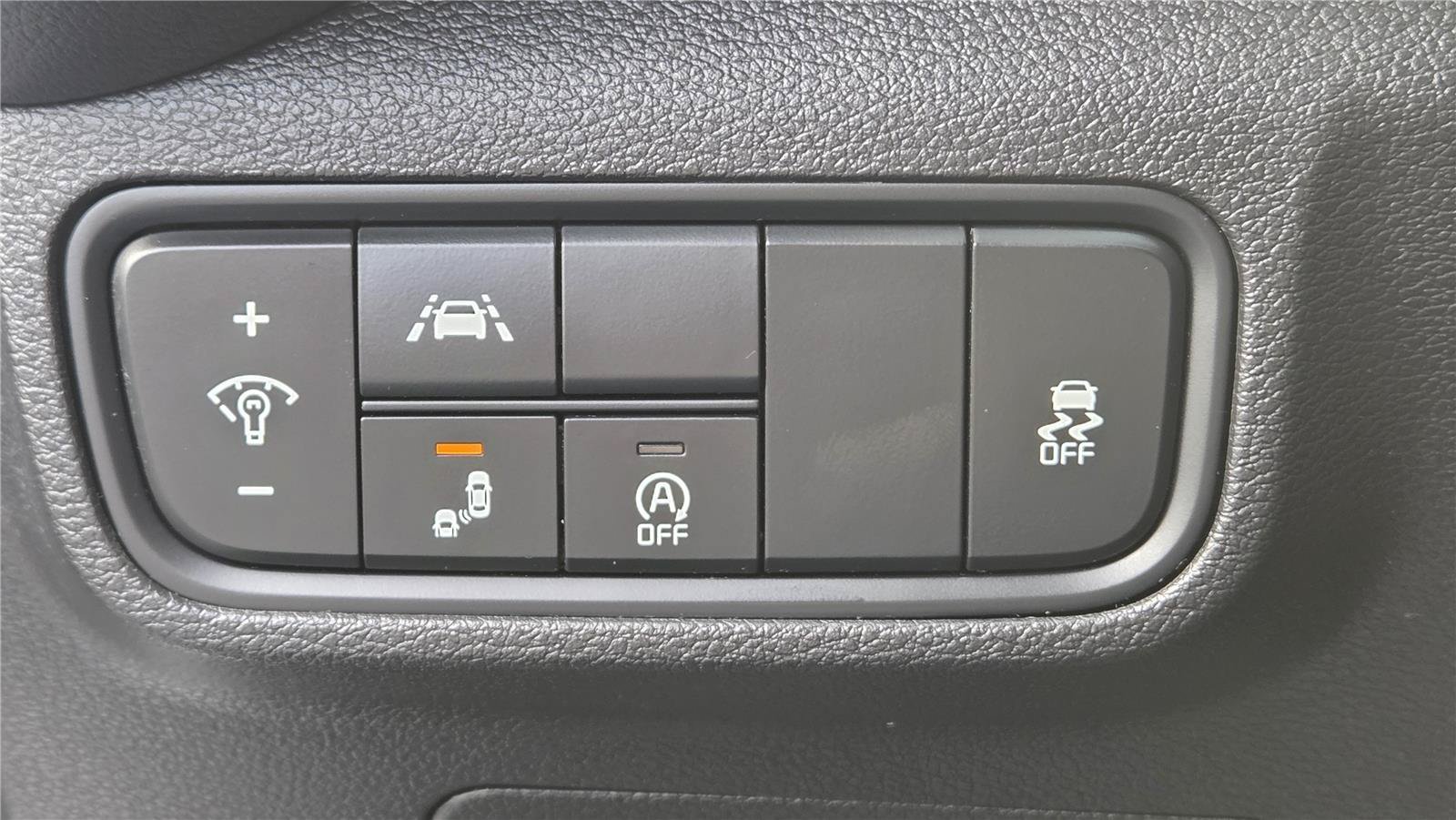 Used 2020 Kia Soul S FWD image 16