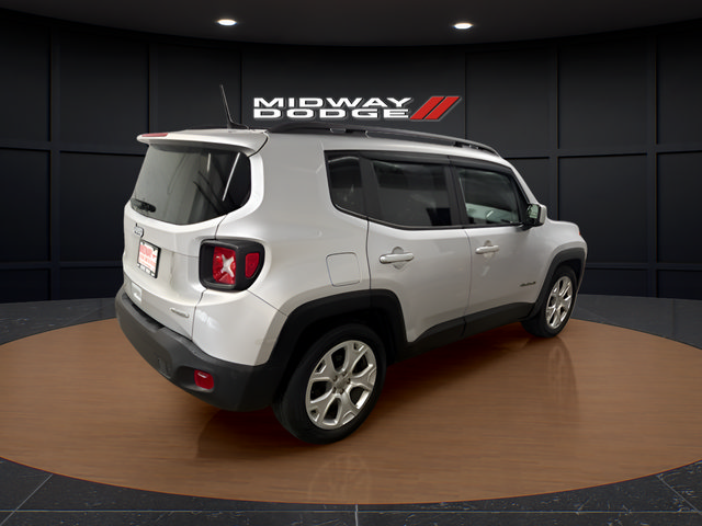 Used 2019 Jeep Renegade Latitude FWD image 4