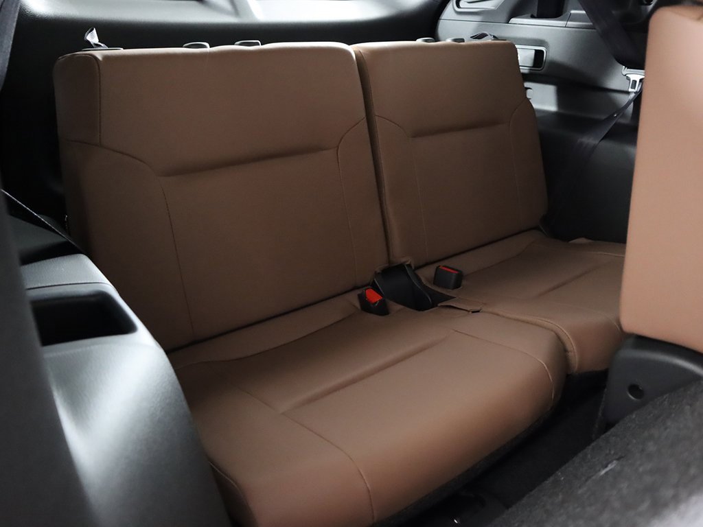 New 2025 Mitsubishi Outlander SEL image 39