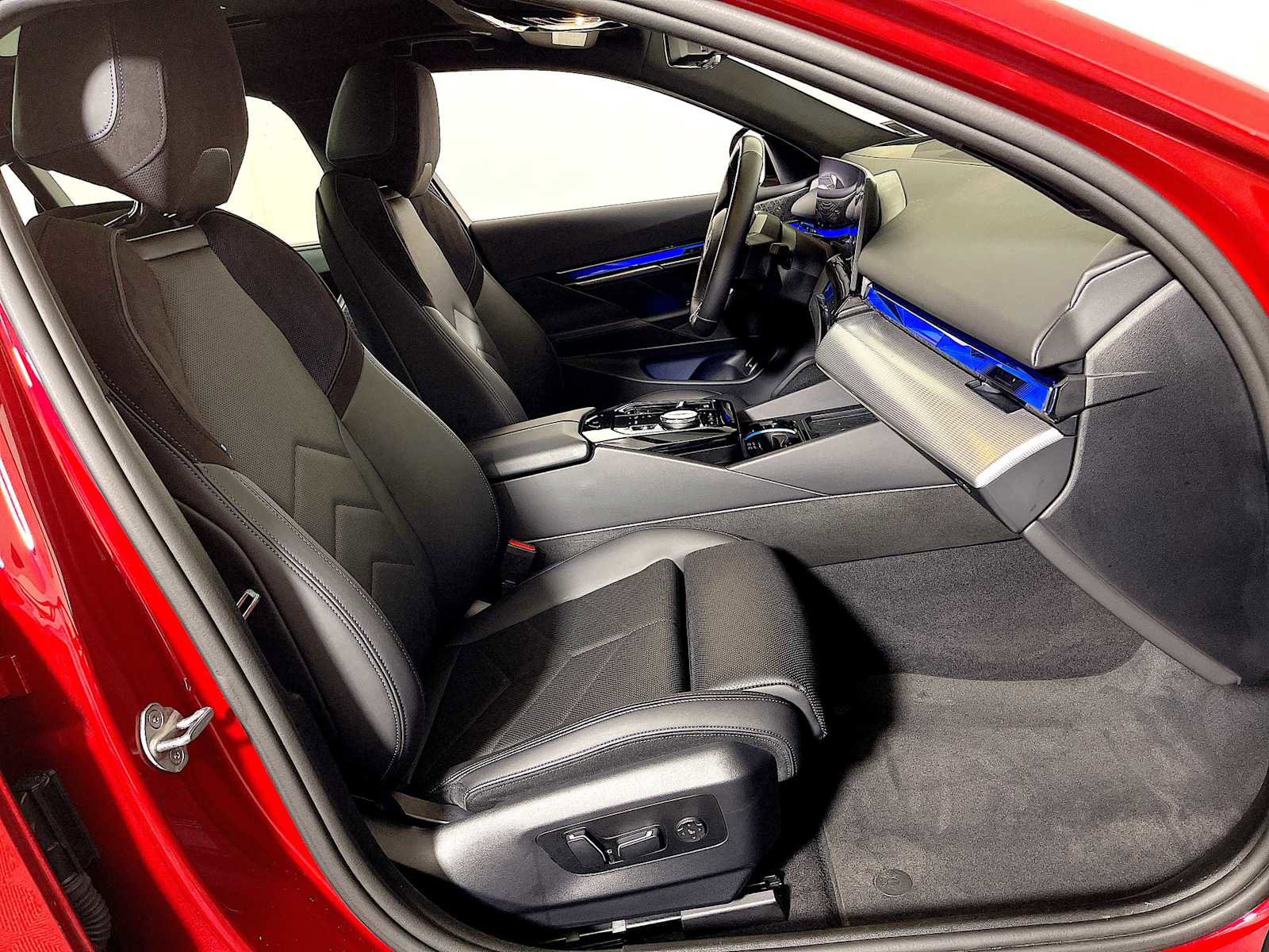 Used 2024 BMW i5 M60 w/ Premium Package image 21