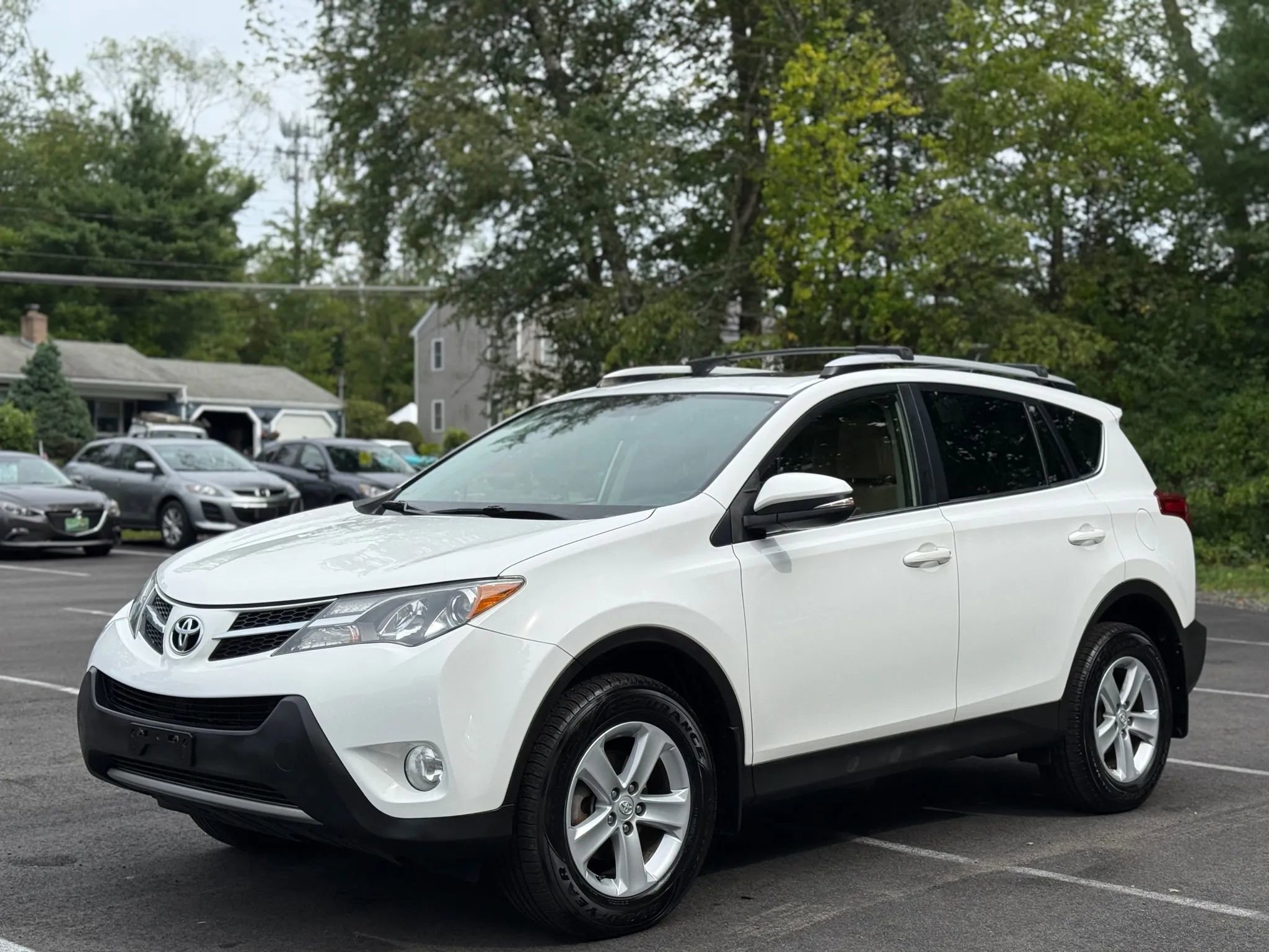 Used 2013 Toyota RAV4 XLE image 1
