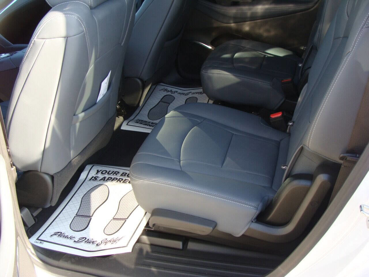 Used 2023 Buick Enclave Essence w/ Experience Buick Package image 14