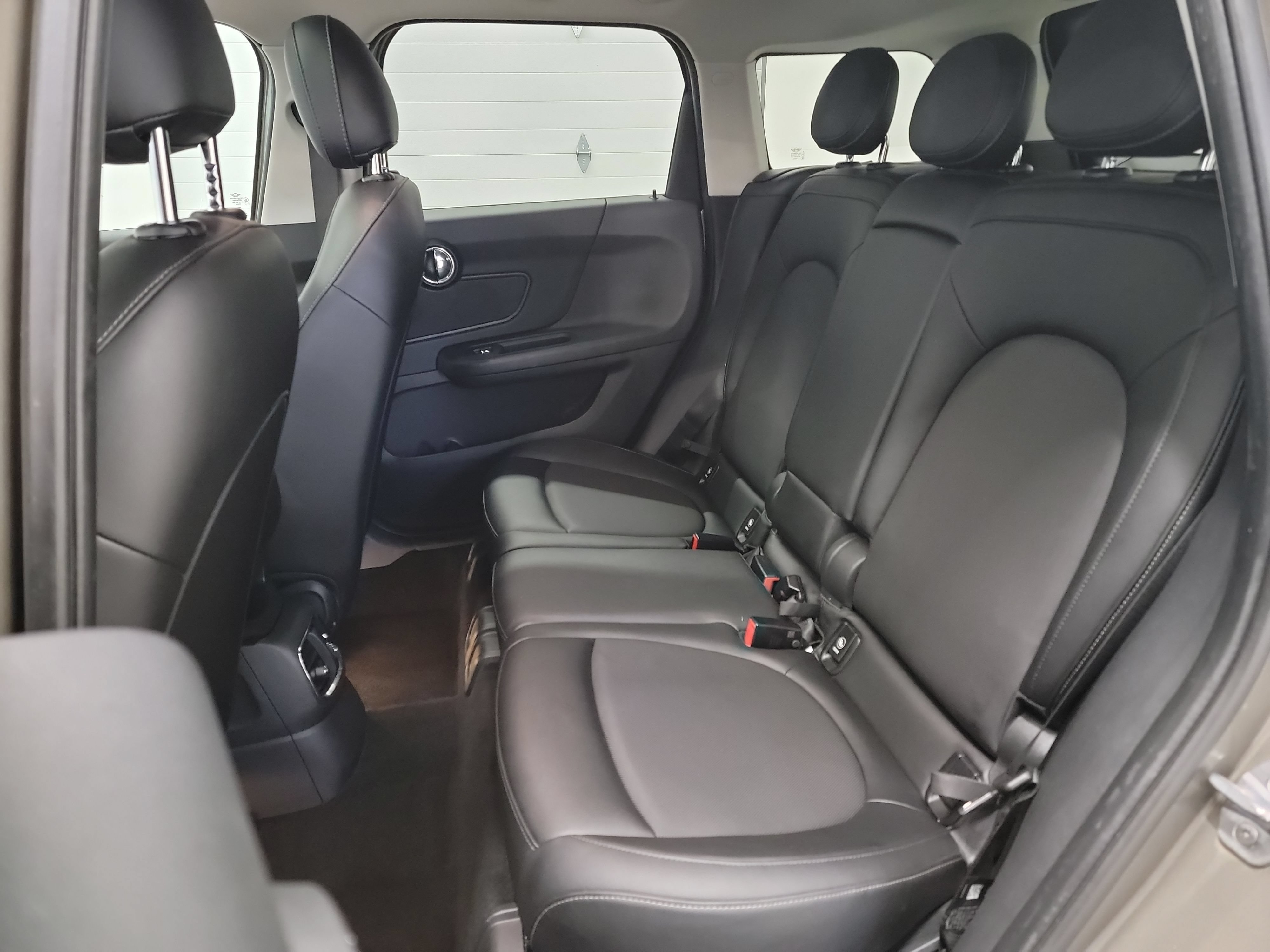 Used 2017 MINI Cooper Countryman FWD image 28