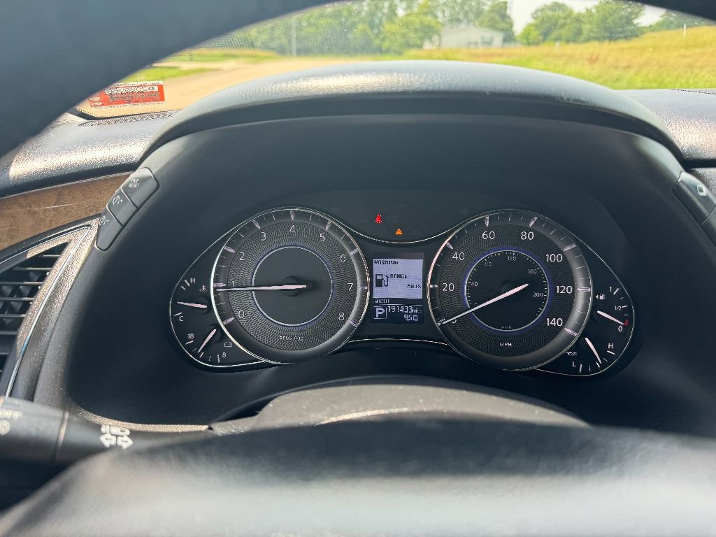 Used 2014 INFINITI QX80 4WD w/ Theater Package image 25