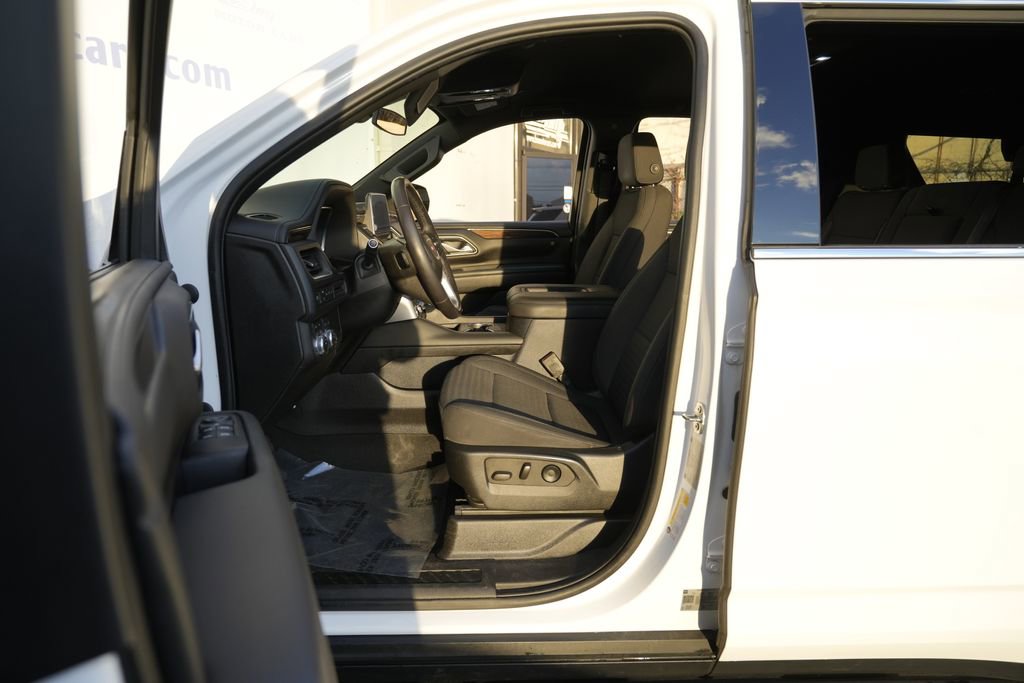 Used 2022 GMC Yukon SLE w/ Gmc Pro Safety Plus Package AWD/4WD image 20