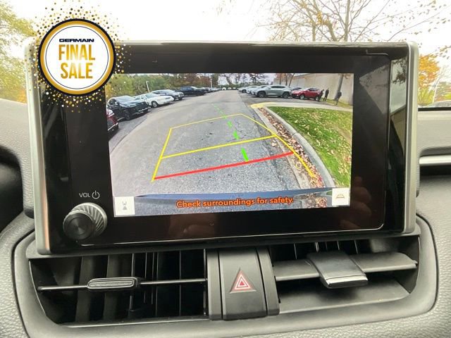 Used 2023 Toyota RAV4 XLE image 17
