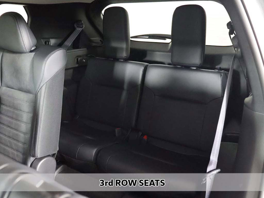 New 2025 Mitsubishi Outlander SE image 10