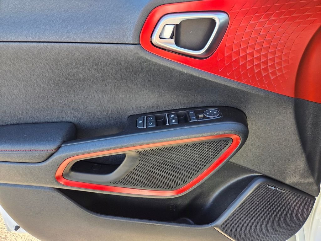 Used 2023 Kia Soul GT-Line w/ GT-Line Technology Package FWD image 22