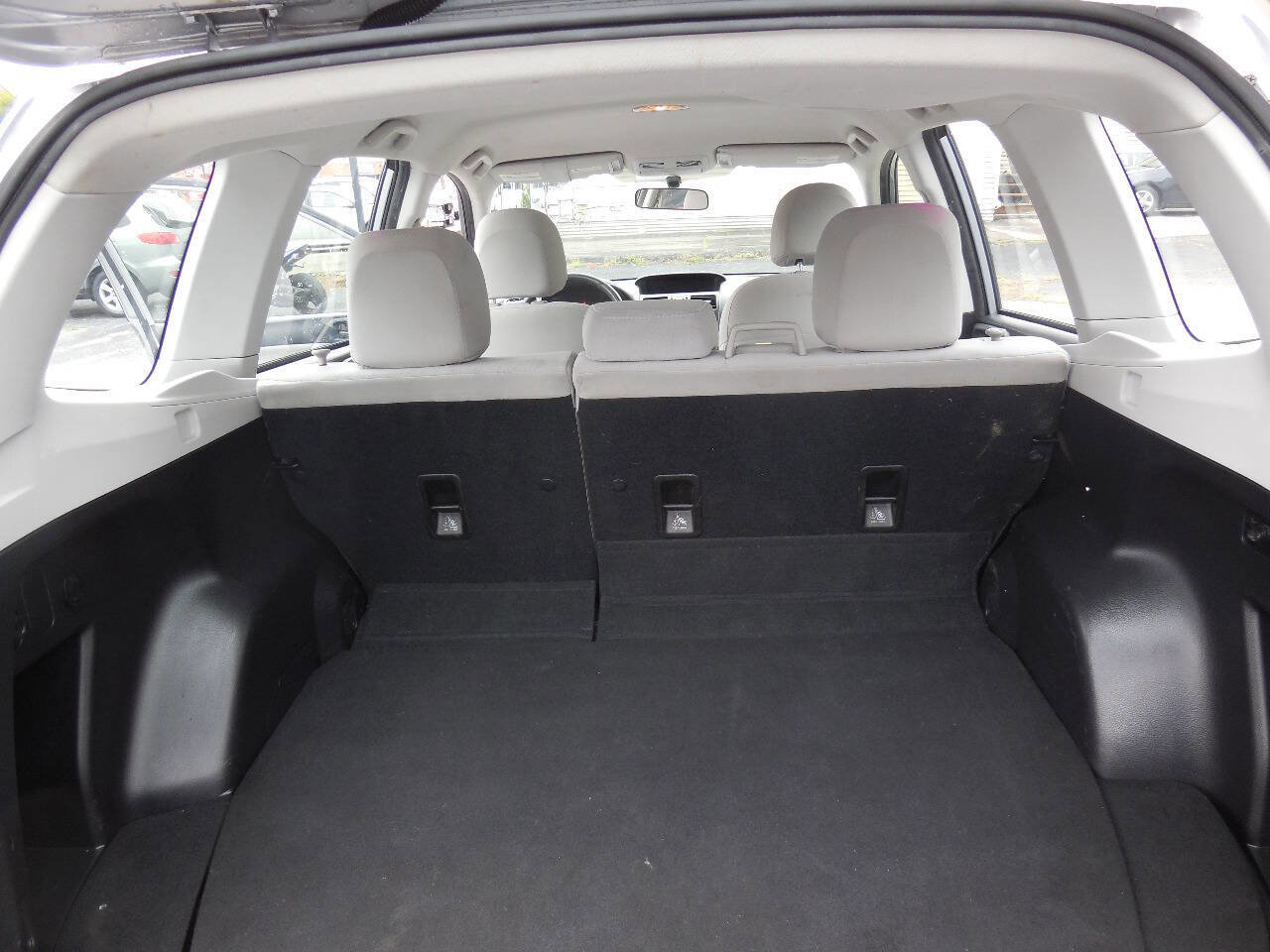 Used 2014 Subaru Forester 2.5i image 12