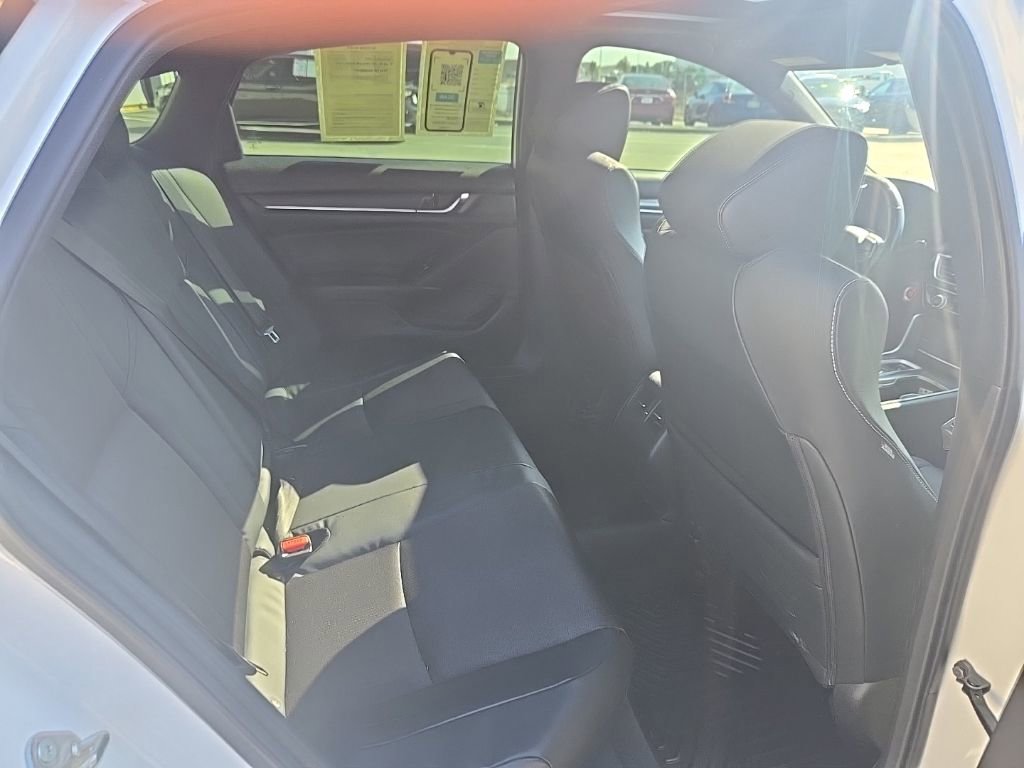 Used 2018 Honda Accord Sport image 30