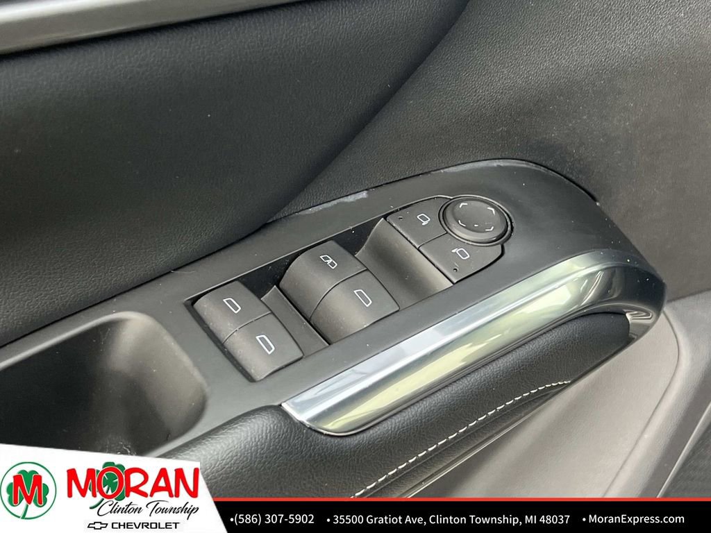 Used 2024 Chevrolet Traverse LT w/ Trailering Package image 17