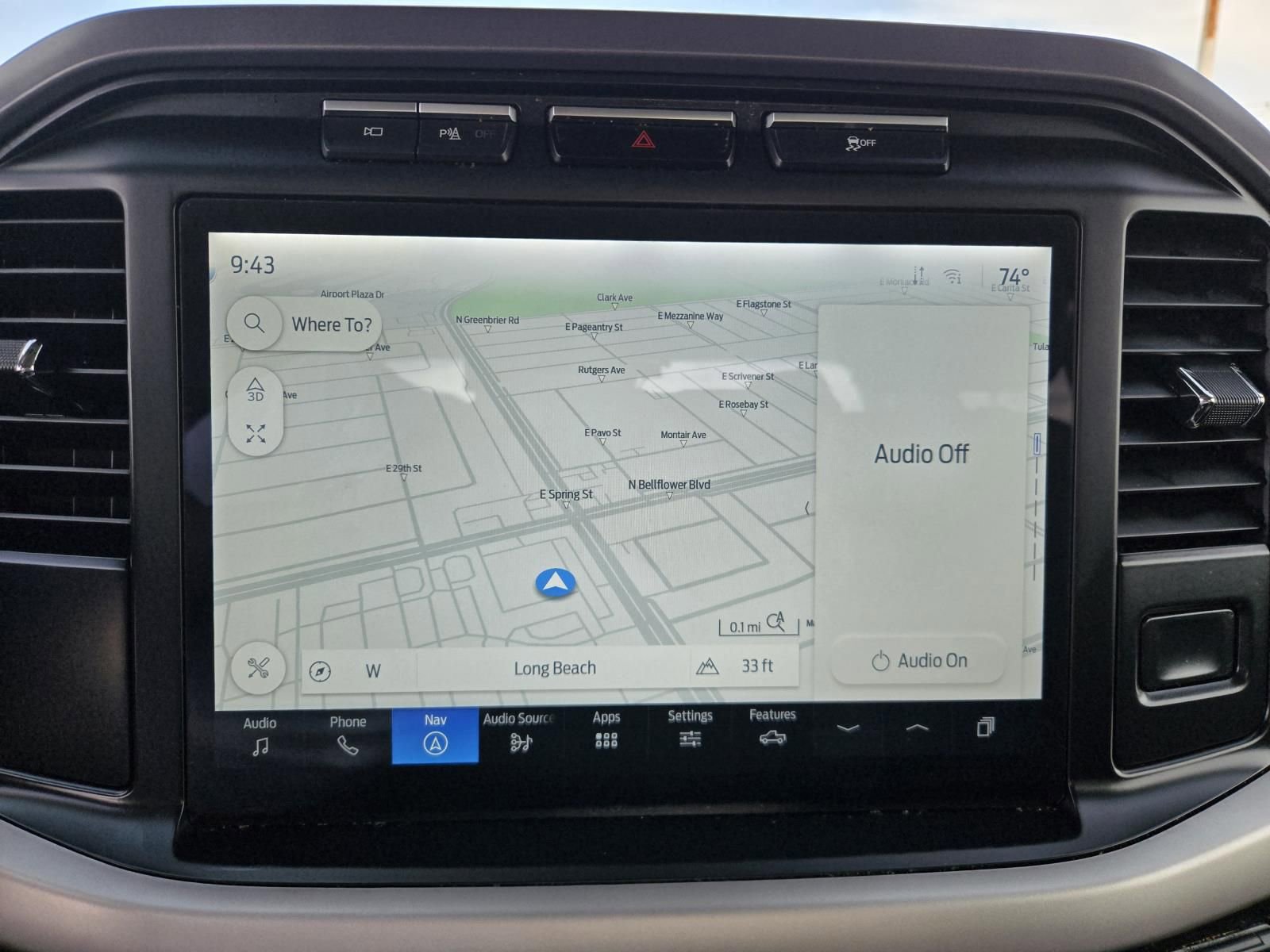 Used 2023 Ford F150 Lightning XLT image 9