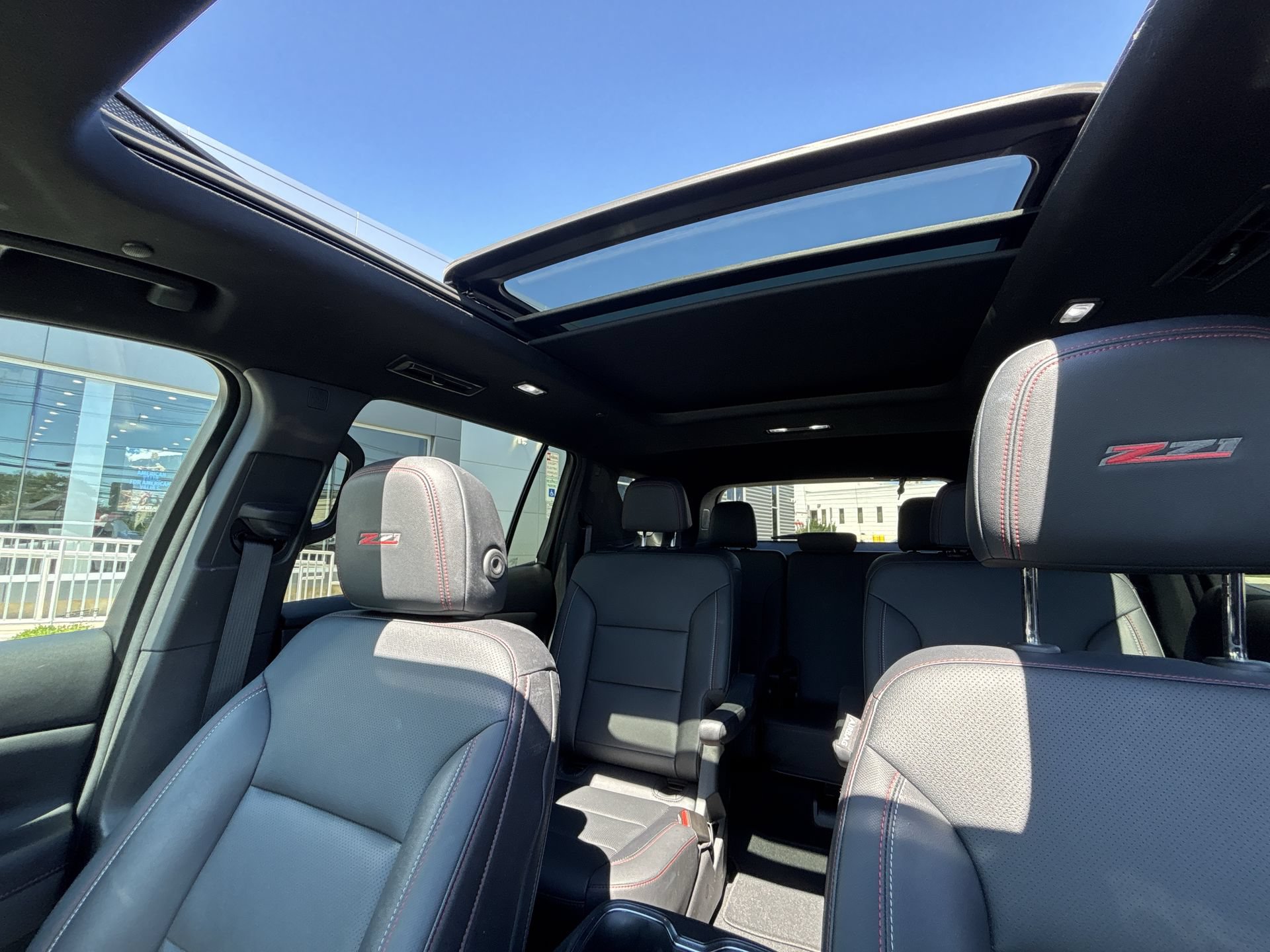 Used 2024 Chevrolet Traverse Z71 w/ LPO, Floor Liner Package AWD/4WD image 31
