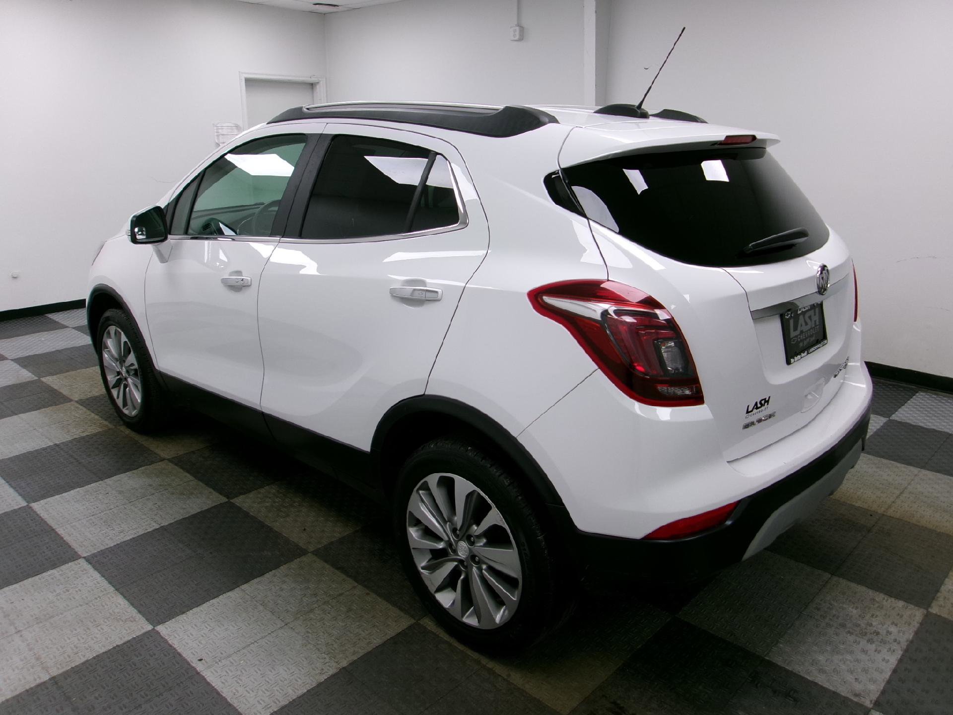 Used 2017 Buick Encore Preferred image 2