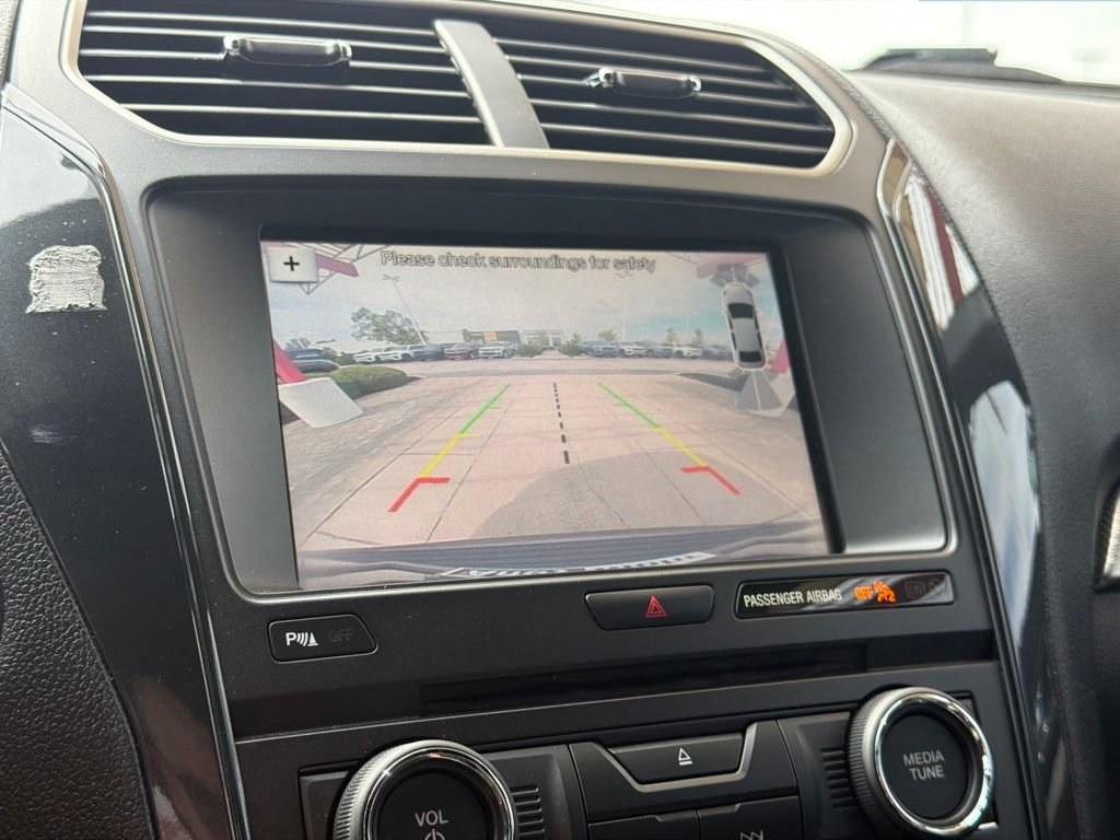 Used 2018 Ford Explorer XLT w/ Equipment Group 202A FWD image 21