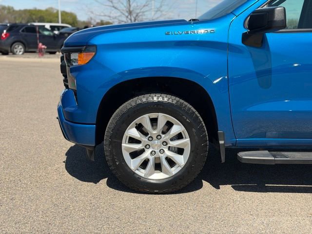 Used 2023 Chevrolet Silverado 1500 Custom AWD/4WD image 12