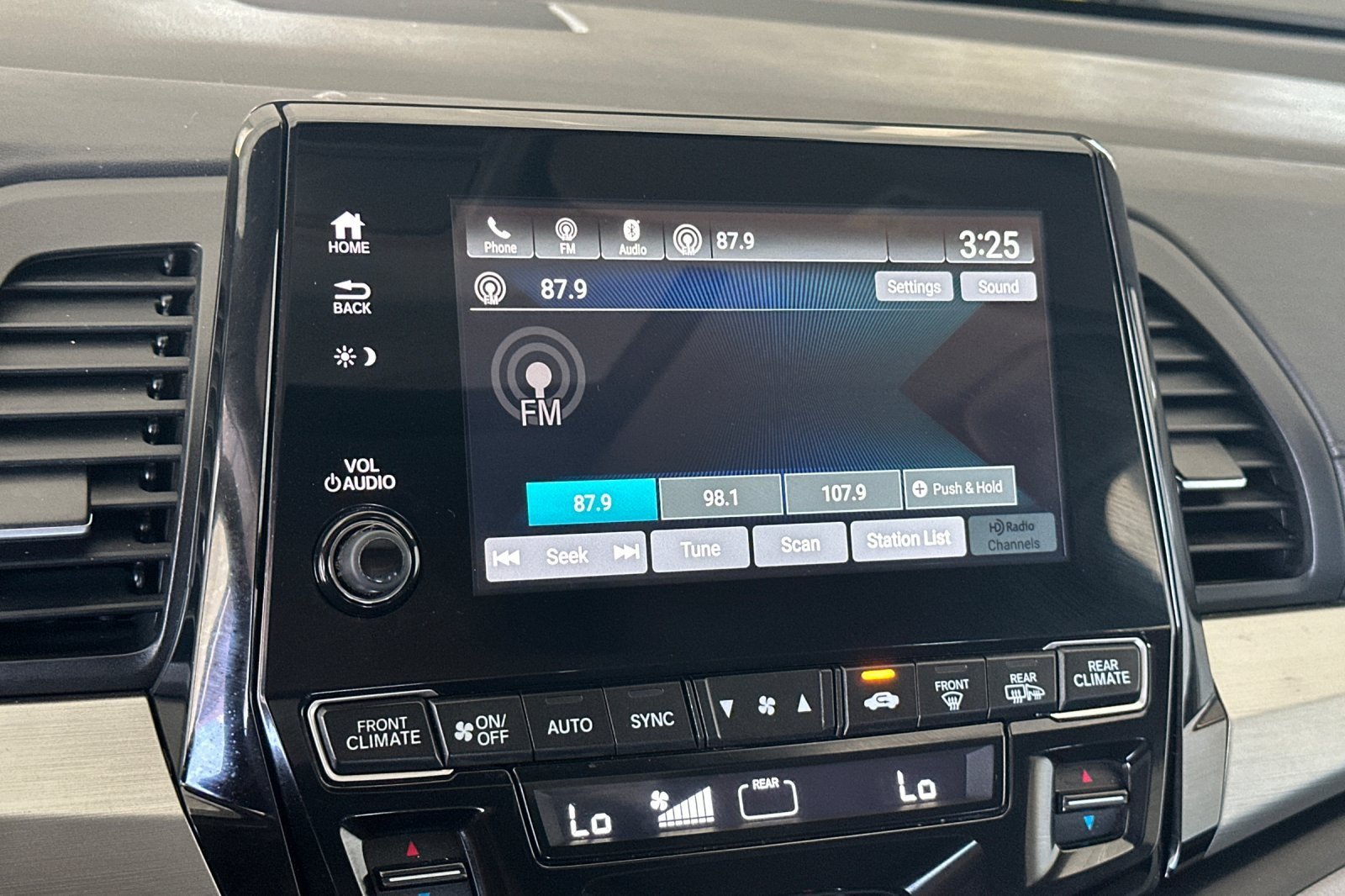 Used 2019 Honda Odyssey EX-L image 18