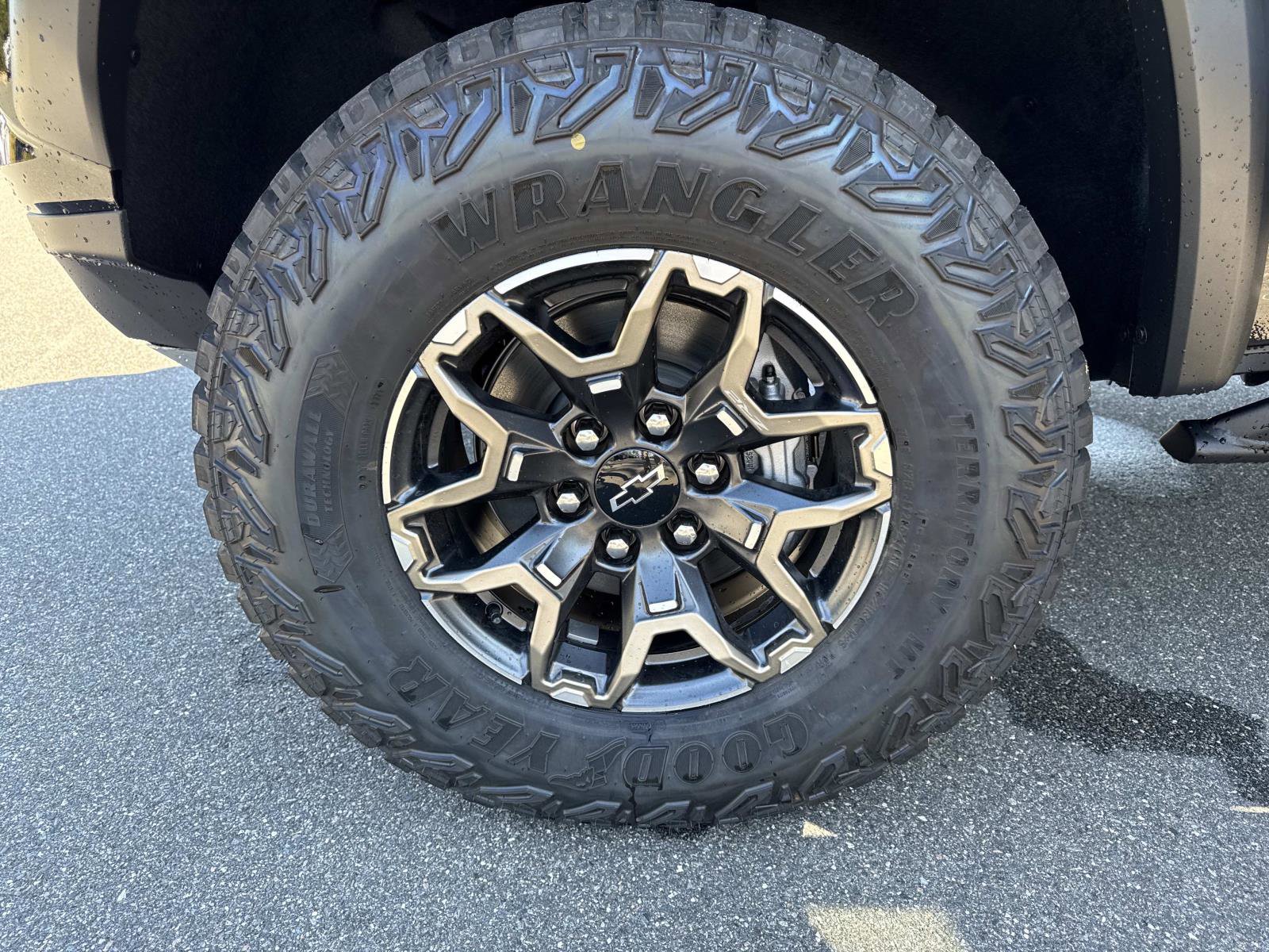 New 2026 Chevrolet Colorado ZR2 w/ Technology Package image 33