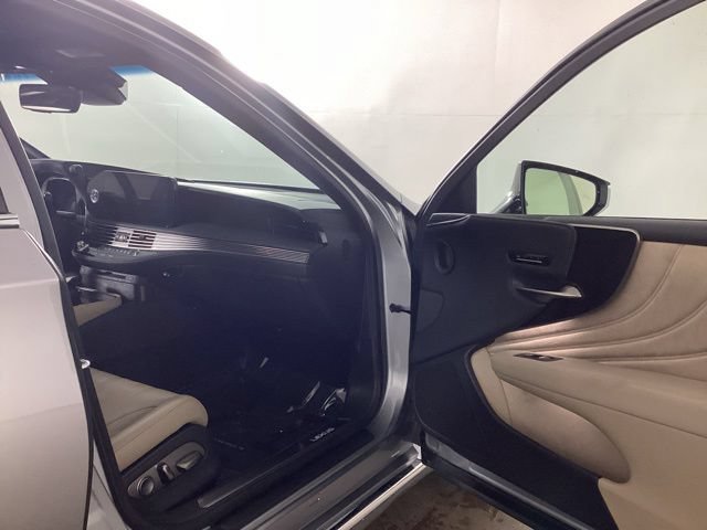 Used 2021 Lexus LS 500 AWD w/ Interior Upgrade Package image 17