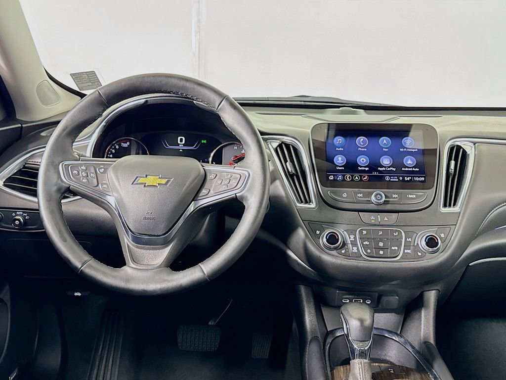 Used 2024 Chevrolet Malibu LT FWD image 13