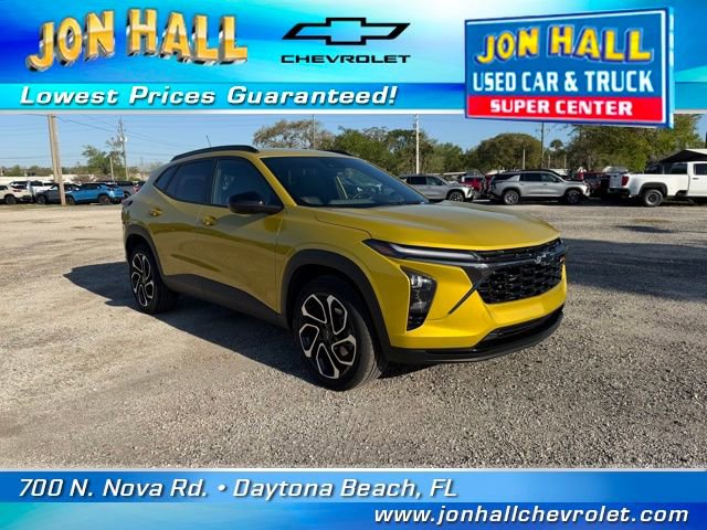 Used 2025 Chevrolet Trax RS w/ Driver Confidence Package image 1